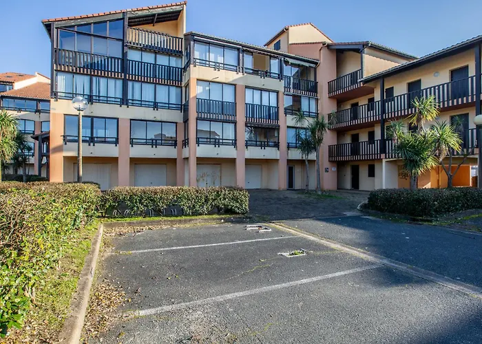 Les Terrasses Notre Dame Du Port-8 By Interhome